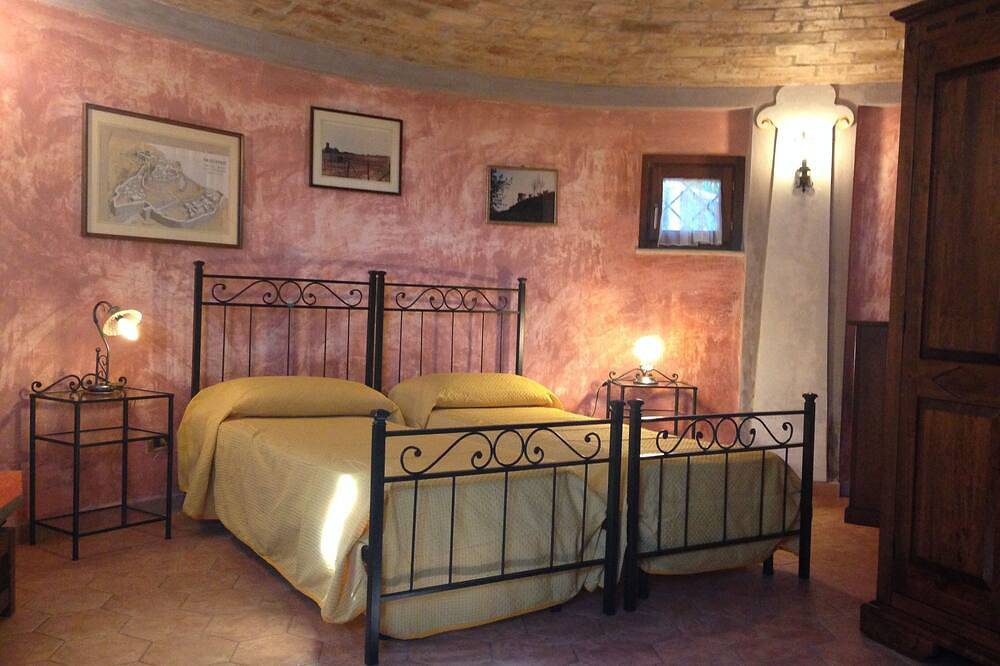 Las viviendas típicas de Nuraghi - estudio in Santa Marinella, Provincia de Roma