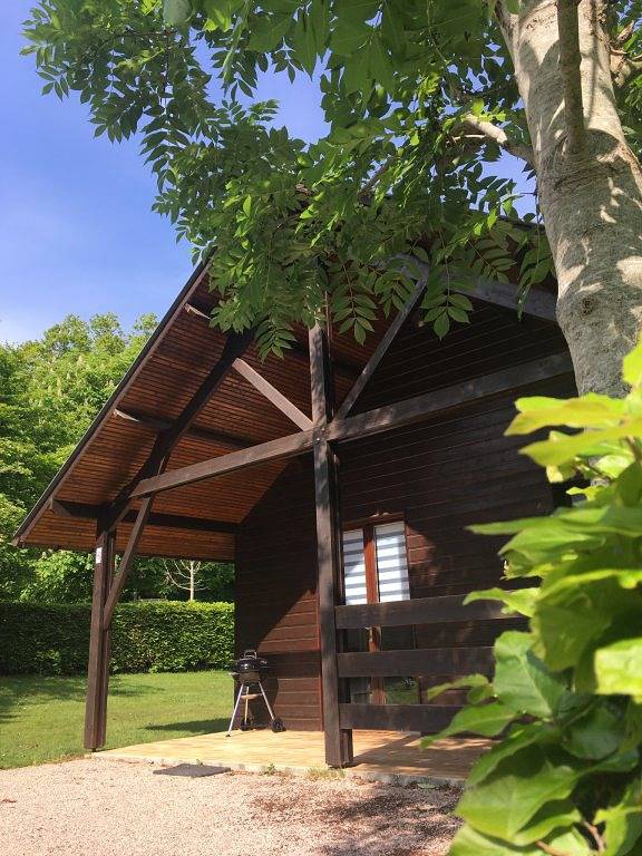Chalet pour 6 personnes, avec terrasse ainsi que jardin et piscine, animaux acceptés dans le Calvados - 4