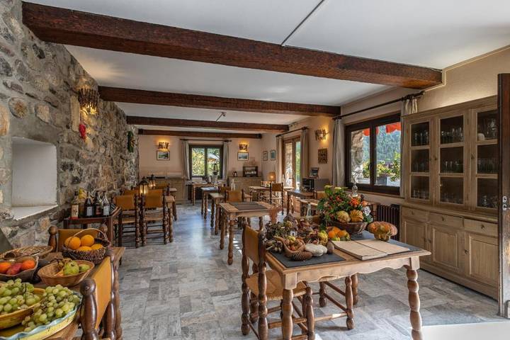 Gîte pour 2 personnes, avec jardin et vue dans Station de La Colmiane - 4