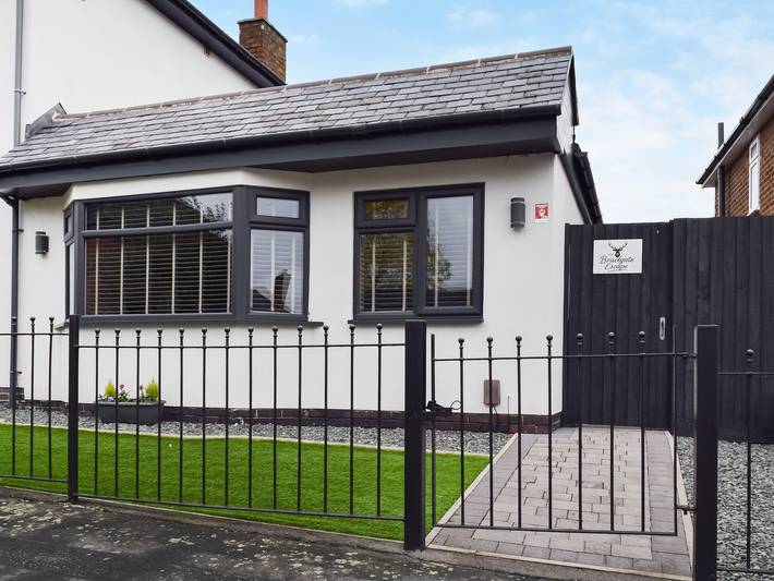 Cottage for 2 people, with garden, with pets - 1