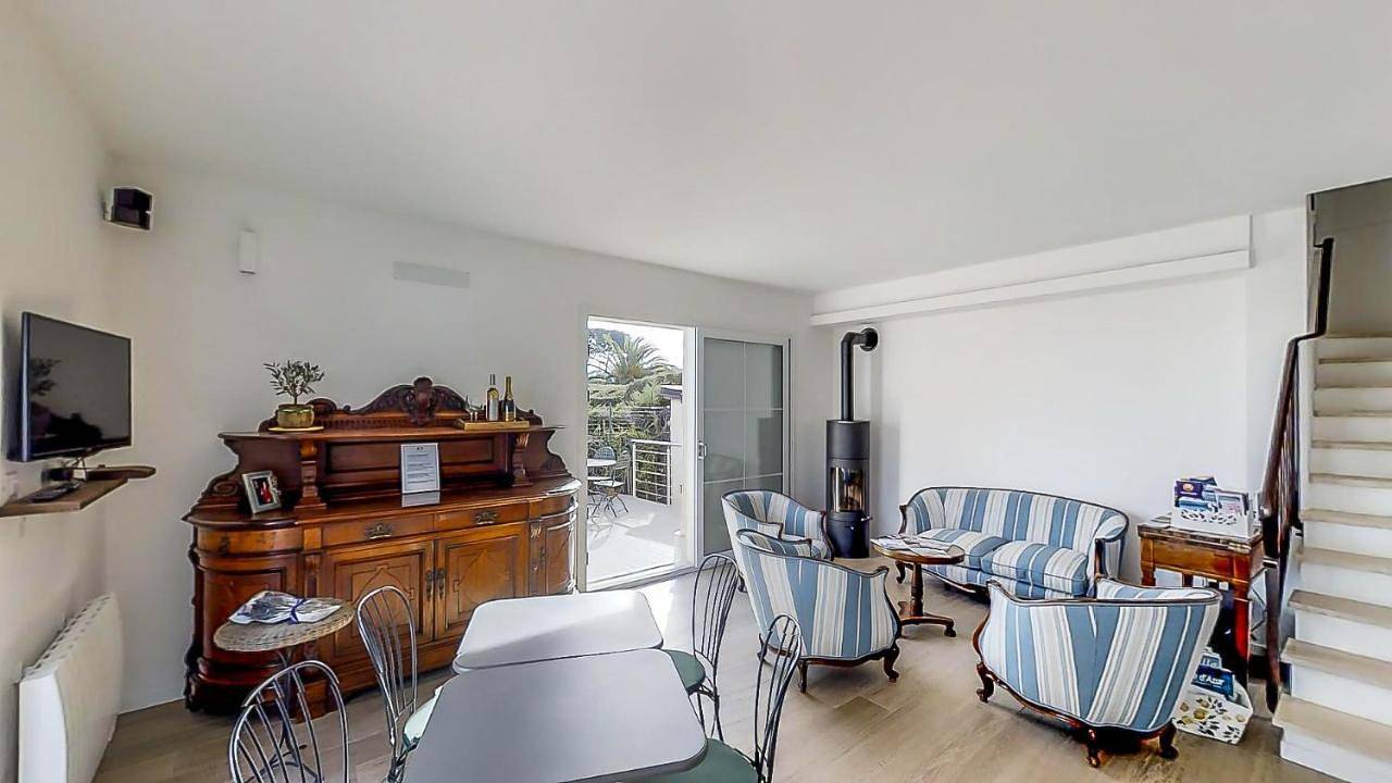 B&B Bessy 10 in Antibes, Côte méditerranéenne (France)