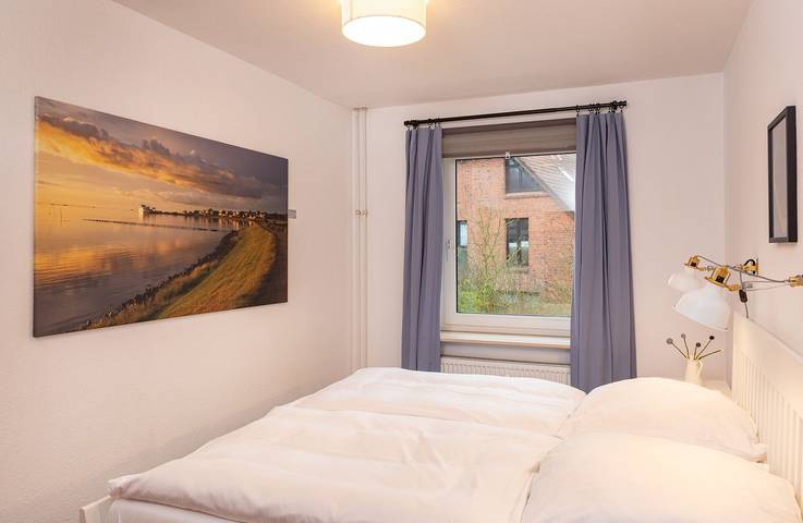 Ganze Wohnung, Lürßen: Wohnung in Wittdün auf Amrum am Kurpark - 4 Betten, Balkon, Strandnähe in Nordfriesische Inseln (Schleswig-Holstein) (Schleswig-Holstein), Wittdün