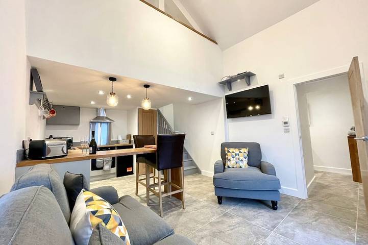 Cottage for 2 people, with Balcony and Hot tub as well as Garden in Eyam