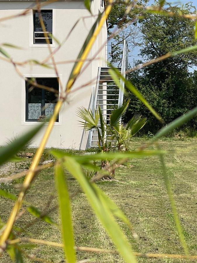Gîte pour 3 personnes, avec Balcon ainsi que Jardin et Vue à Mouilleron-le-Captif