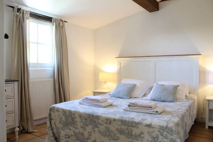 Gîte pour 4 personnes, avec Piscine à Pillac - 3