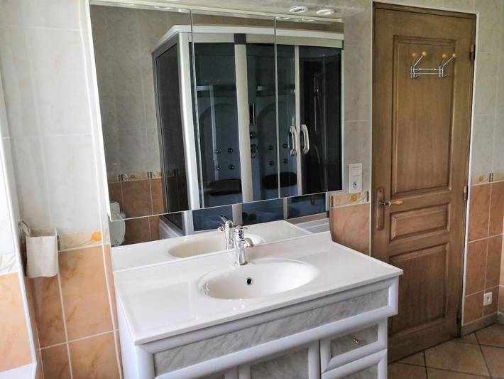 Location de vacances pour 2 personnes, avec jardin et vue, animaux acceptés à Orsennes - 2