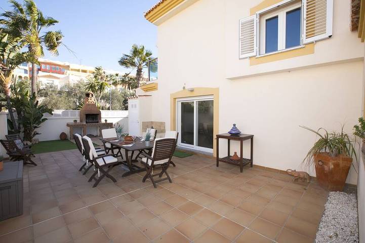 Ferienhaus für 8 Personen, mit Pool und Garten sowie Whirlpool, mit Haustier - 1