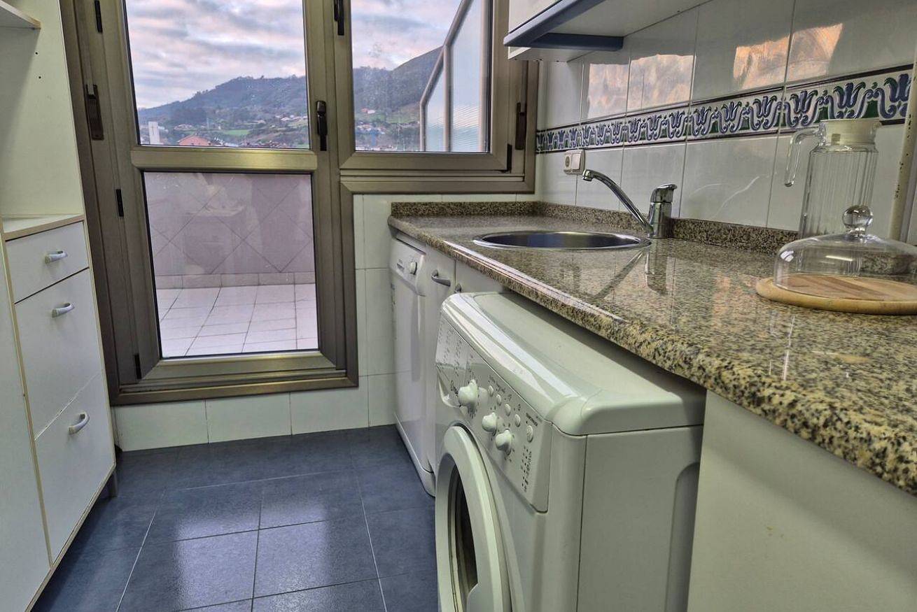 Ganze Wohnung, Schickes Apartment mit Wlan, Geschirrspüler & Waschtrockner in Oviedo, Cordillera Cantábrica