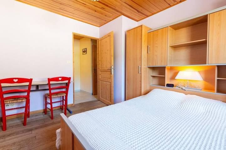 Location de vacances pour 6 personnes, avec Balcon et Jardin à Saint-Saturnin (Lozère) - 3