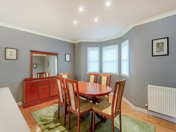 Bluegrass Retreat on the River Ness in Inverness, Highlands