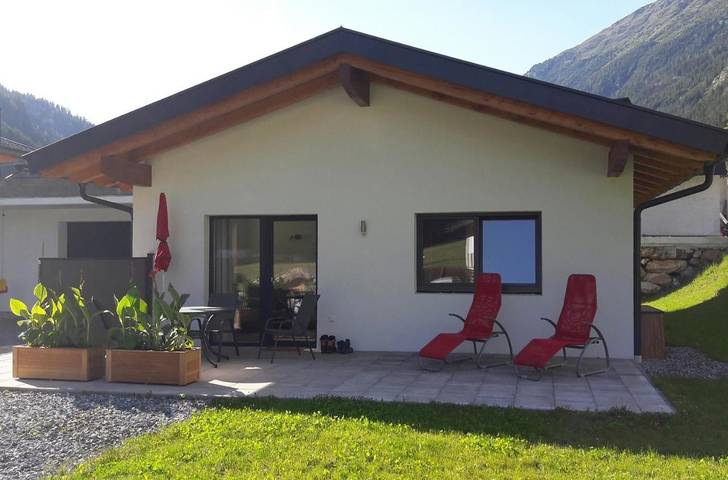 Ferienwohnung für 5 Personen, mit Terrasse und Garten sowie Ausblick in St. Leonhard im Pitztal