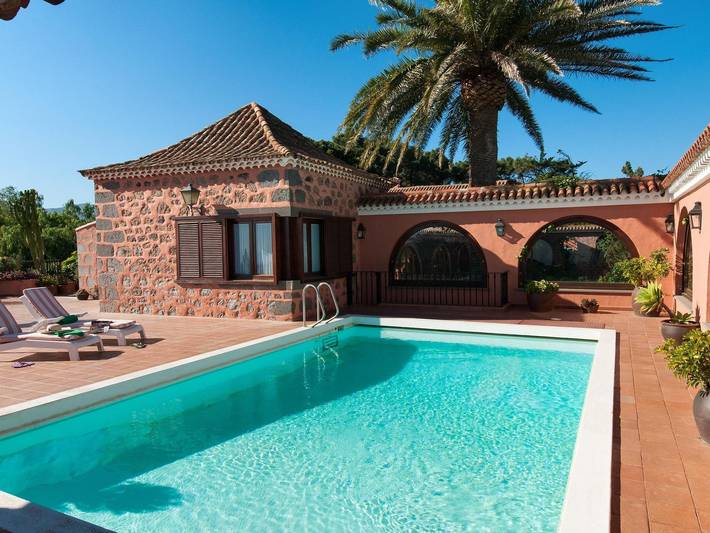 Casa vacanza per 10 persone a Santa Brigida