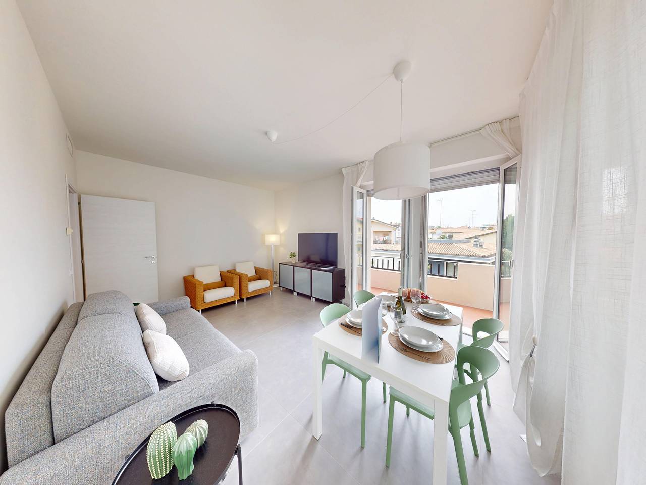 Apartamento entero, La Perla Del Garda Desenzano free wi-fi By Booking in Rivoltella del Garda, Desenzano del Garda