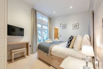 Cottage for 4 People in Laugharne, Carmarthenshire, Photo 3