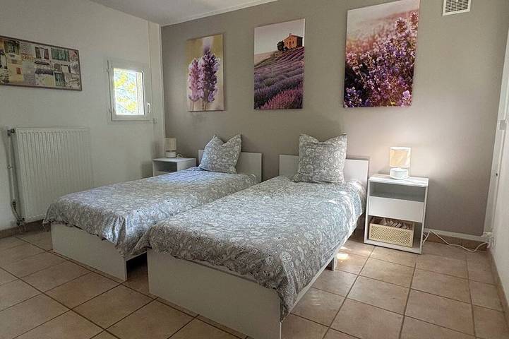 Location de vacances pour 6 personnes, avec jardin à Tourrette-Levens - 4