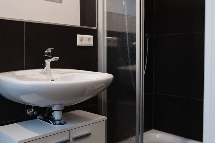 Ganze Wohnung, Kleines Apartment mit Balkon in Wiesloch, Kraichgau