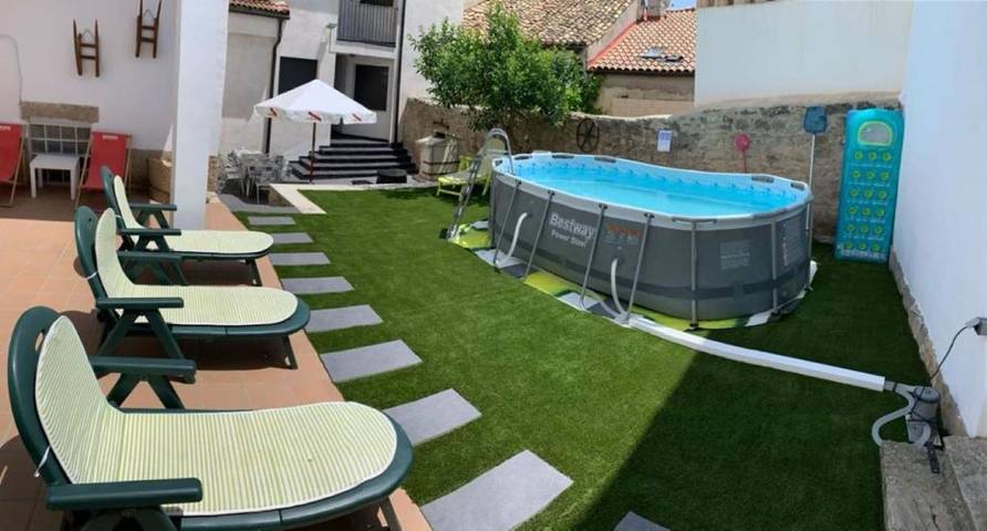 Casa rural para 8 personas, con piscina además de jardín y vistas en Tierra Estella - 3