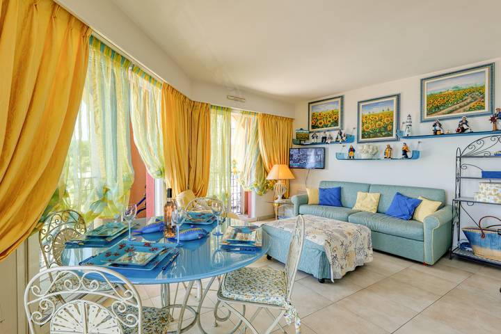 Gîte pour 4 personnes, avec vue sur l’océan et terrasse dans Plage Du Borrigo Menton - 3