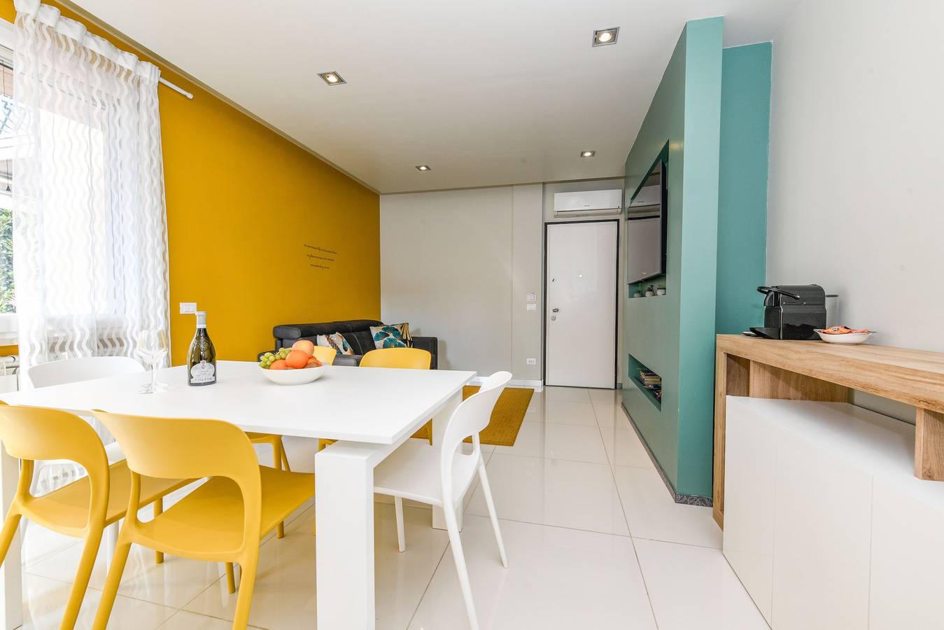 Ganze Wohnung, Appartamento Chloe Sirmione – Gartenblick, Terrasse & Nähe zu Stränden in Colombare, Sirmione