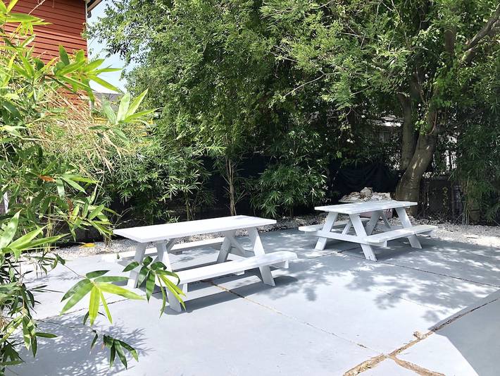 Vacation rental for 6 people, with yard and balcony, with pets in French Quarter
