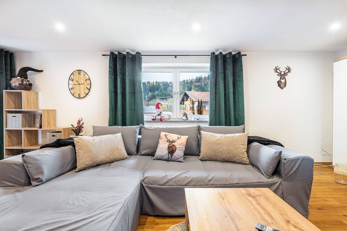 Apartamento inteiro, Apartamento 'Waldzeit Am Silberberg' com Jardim Partilhado, Varanda e Wi-Fi in Bodenmais, Baviera Oriental