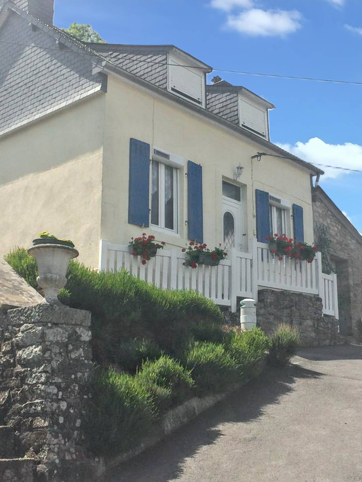 Maison confortable à Châteaulin avec jardin et terrasse. in Châteaulin, Région de Châteaulin