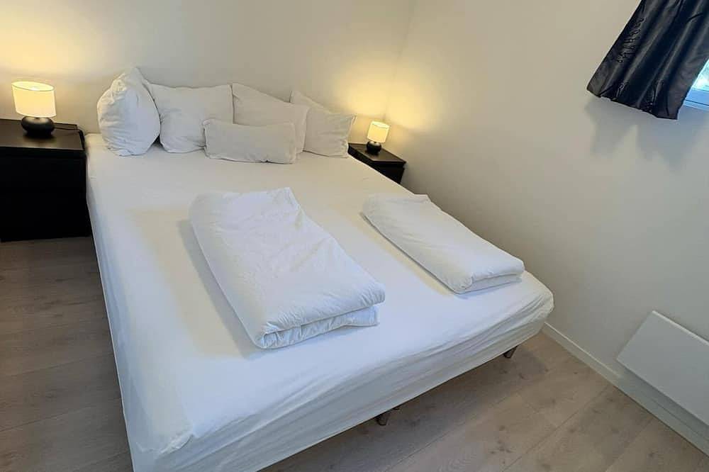 Apartamento entero, Lisas apartment - privat 1 bed room and 1 living room w/ sofa bed + big windows in Østensjø, Oslo