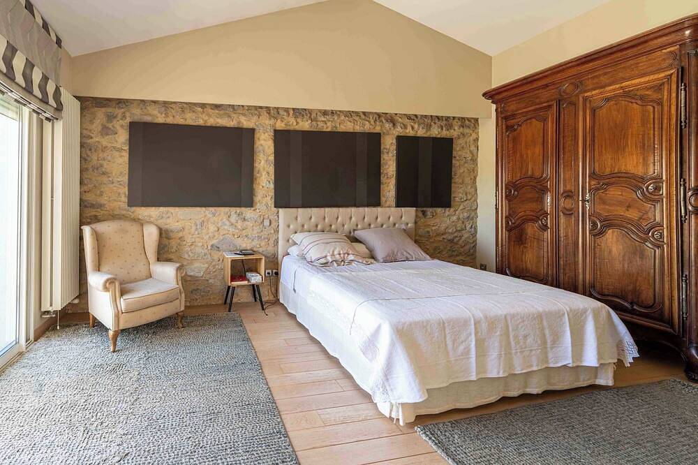 Prestigious winegrowers villa - pool and riverside in Trèbes, Región de Carcassonne