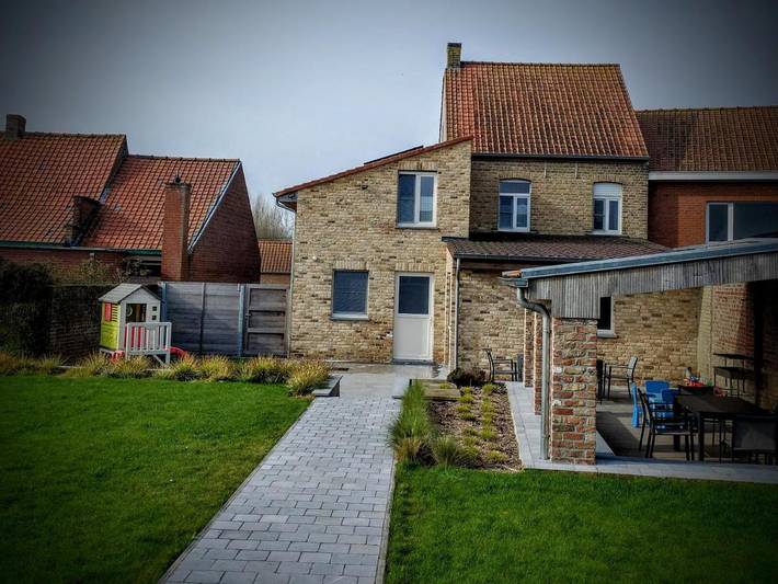 Location de vacances pour 12 personnes, avec jardin à Lo-Reninge - 4