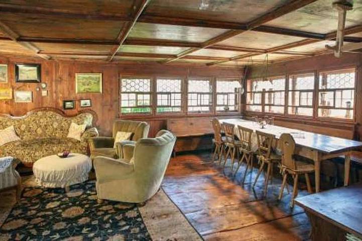 Ferienhaus für 14 Personen, mit Balkon und Garten in Rottweil