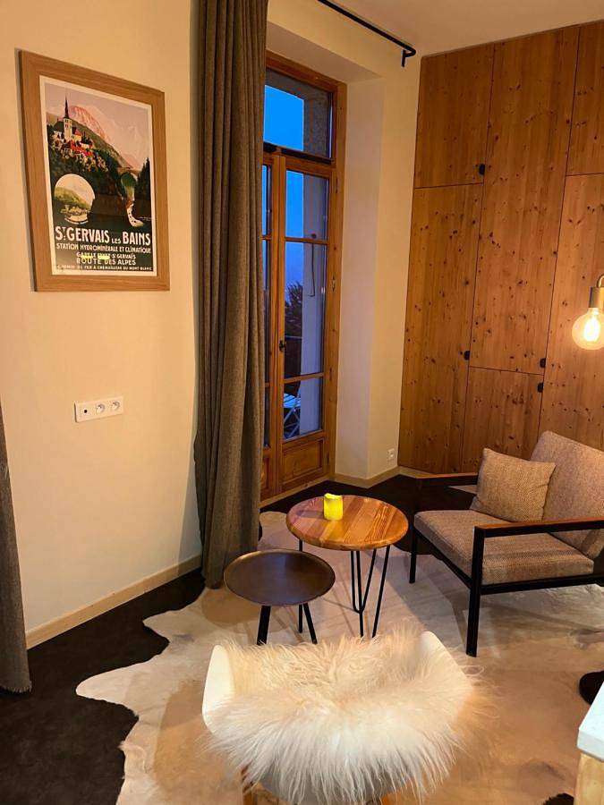 Appartement entier, Apartment with Balcony in Saint-Gervais-les-Bains, Pays du Mont-Blanc