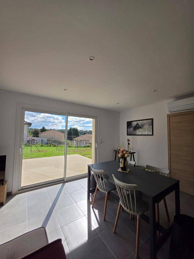 Location de vacances pour 4 personnes, avec jardin à Châteauneuf-sur-Isère - 4