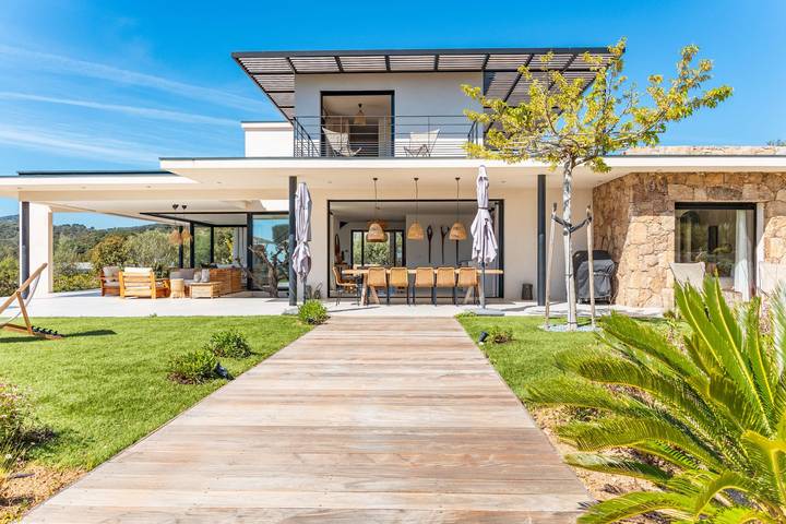 Villa pour 12 personnes, avec jardin