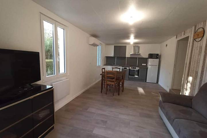 Gîte pour 4 personnes, avec Jacuzzi et Jardin à Souillac