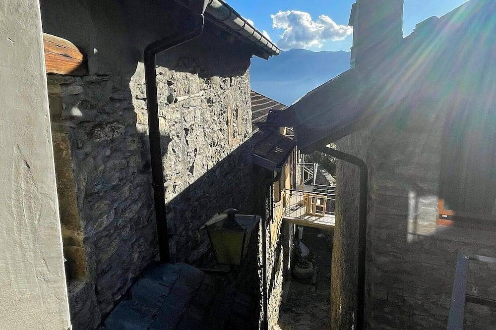 Außergewöhnliches 3-Zimmer-Rustico mit Balkon und zauberhafter Seesicht in Cannero Riviera, Lago Maggiore (Piemont)