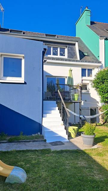Gîte pour 8 personnes, avec jardin et balcon à Lanester