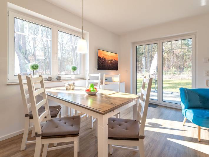 Ferienhaus für 6 Personen, mit Garten und Sauna sowie Terrasse, kinderfreundlich in Zirchow - 4