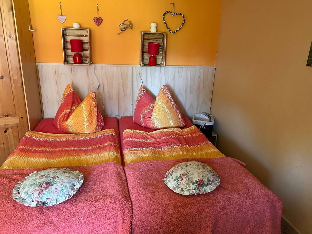 Ganze Ferienwohnung, Ferienbungalow Zum Blumengarten in Ribnitz, Ribnitz-Damgarten