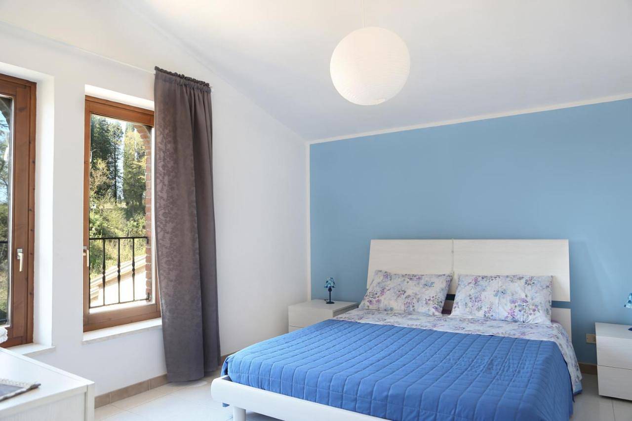 Casa Vacanze Al Borgo in Caprino Veronese, Gardasee-Berge