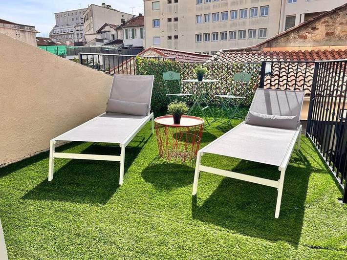 Gîte pour 6 personnes, avec terrasse, animaux acceptés dans Gare De Saint Raphael Valescure - 2