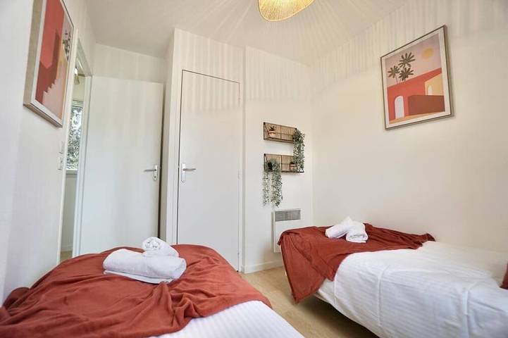 Gîte pour 6 personnes, avec Piscine à Quéven - 4
