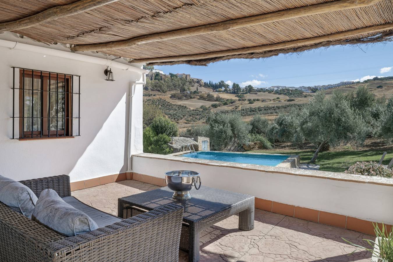 Casa de campo 'El Puente Ronda' con vistas al lago, Wi-Fi y aire acondicionado in Ronda, Provincia de Málaga