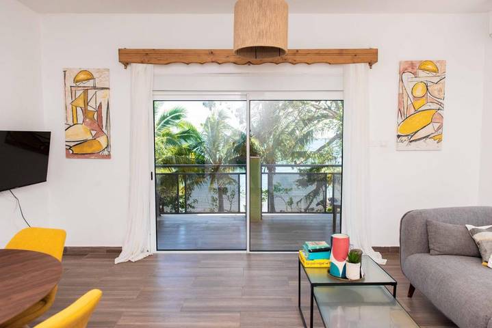 Location de vacances pour 2 personnes, avec balcon ainsi que jardin et vue à Bouéni - 4