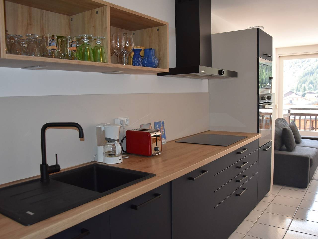 Ganze Wohnung, Renovierte Wohnung mit großer Terrasse und Haustiere erlaubt in Pralognan-la-Vanoise, Vanoise-Massiv