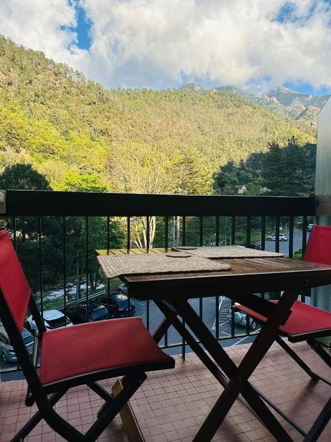 Ferienwohnung für 2 Personen, mit Balkon und Terrasse sowie Ausblick