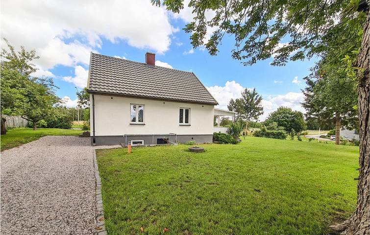 Ferienhaus für 6 Personen mit Terrasse in Sjöbo und Umgebung