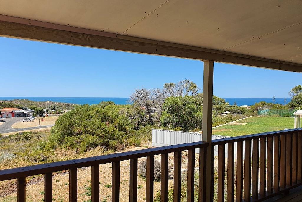 Dhu View - Views for days in Guilderton, Western Australia