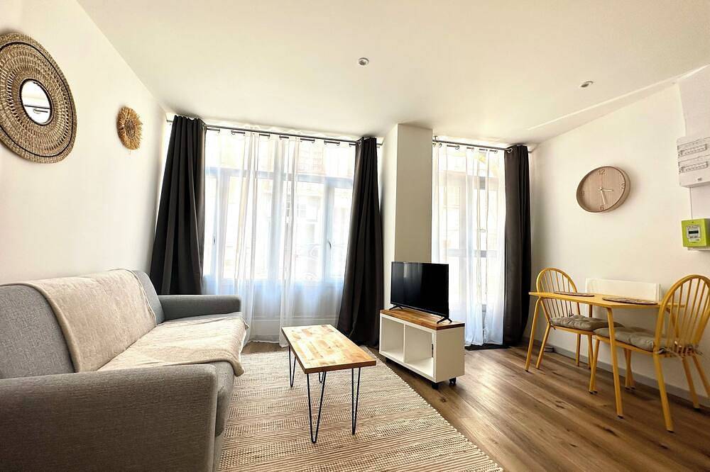 Entire apartment, Le Cocon de Dorothée in Limoges, Limoges region