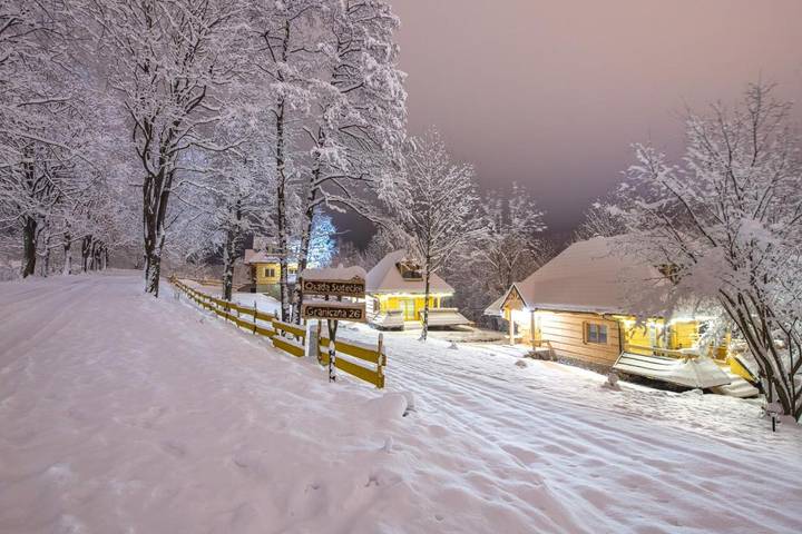 Apartament wakacyjny dla 6 osób, z widok i sauna oraz ogród, zwierzęta dozwolone w Lądek-Zdrój