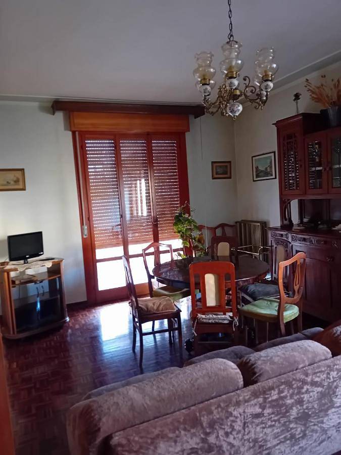 Gîte pour 6 personnes, avec terrasse et vue à Borgo Val di Taro - 4